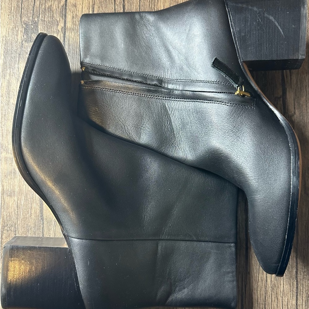 J.Crew Black Leather Ankle Boot Size 9 1/2 new